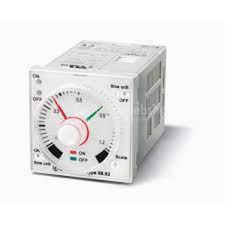 Temporizador PLUG-IN com Intermitência assimétrica, com tempos ON e OFF diferentes 0.005/ 300 Horas 24...230V/ ac/ dc 8A 88.92.0.240.0000