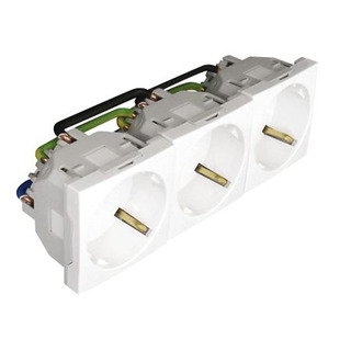 Tomada Schuko Tripla com Obturador 6 Modulos 45196SBR