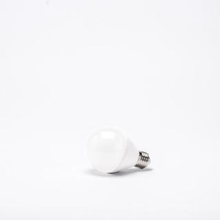 Lampada de Led Esferica Opalina E27 7W 680 Lm IP44 200º 2700K
